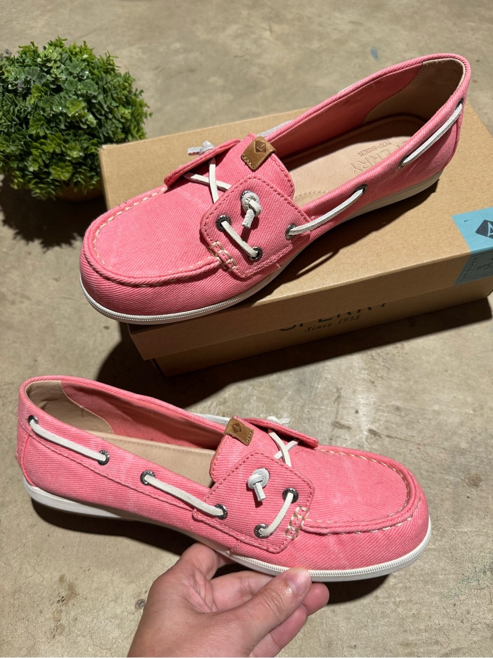 Sperry Boat Shoes Coil Ivy Pink Women Size 9 Coastal Preppy Resortwesr Comfort